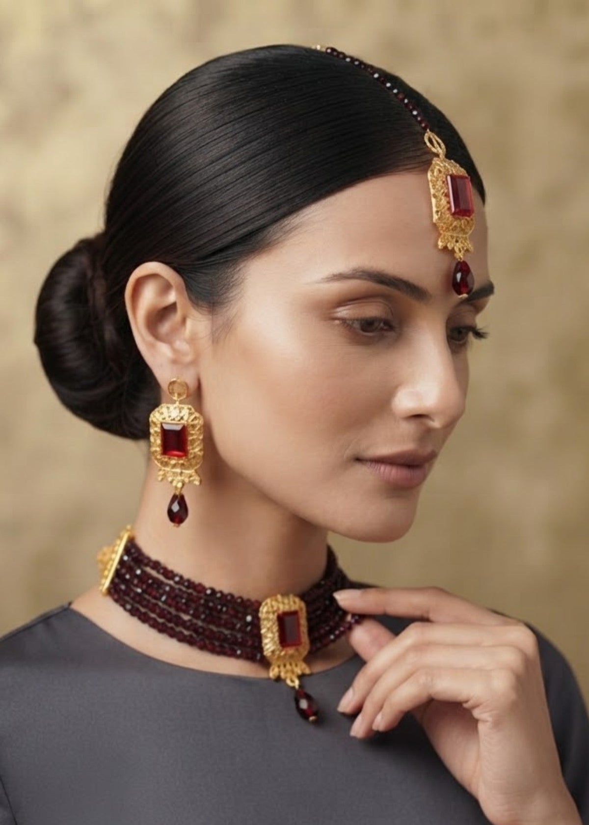 Rahah | Maroon Square Fited Choker- image 2